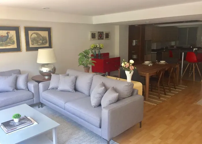 Location In Апартаменты *